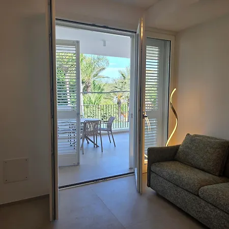 M4ree Seaside & Relax Apartment *
